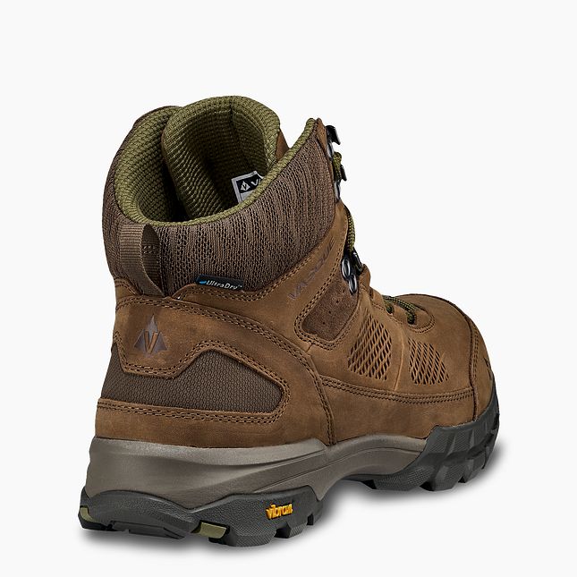 Vasque Men s Talus at UltraDry Hiking Boot 8 Dark Earth Avocado