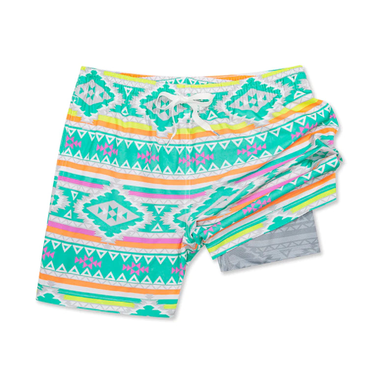 The En Fuegos 5.5" (Lined Classic Swim Trunks)